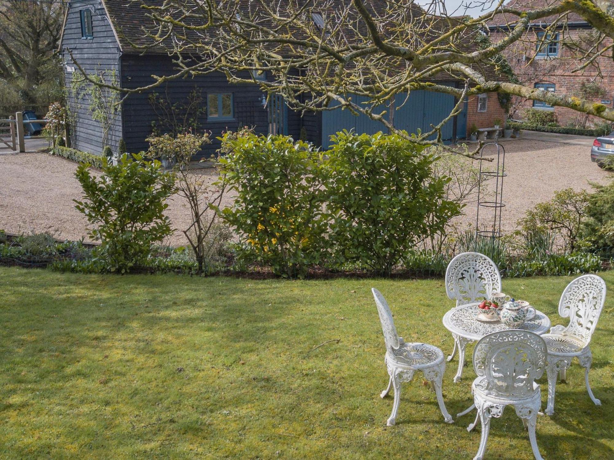 Woolhouse Barn Villa Hunton  Екстериор снимка