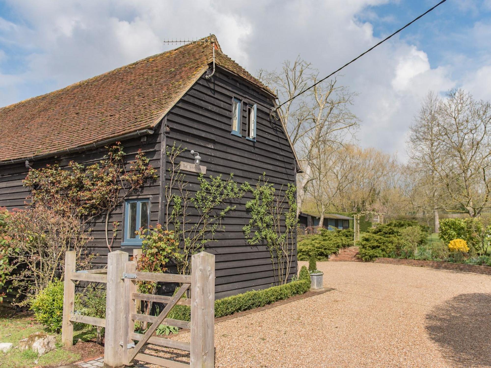 Woolhouse Barn Villa Hunton  Екстериор снимка