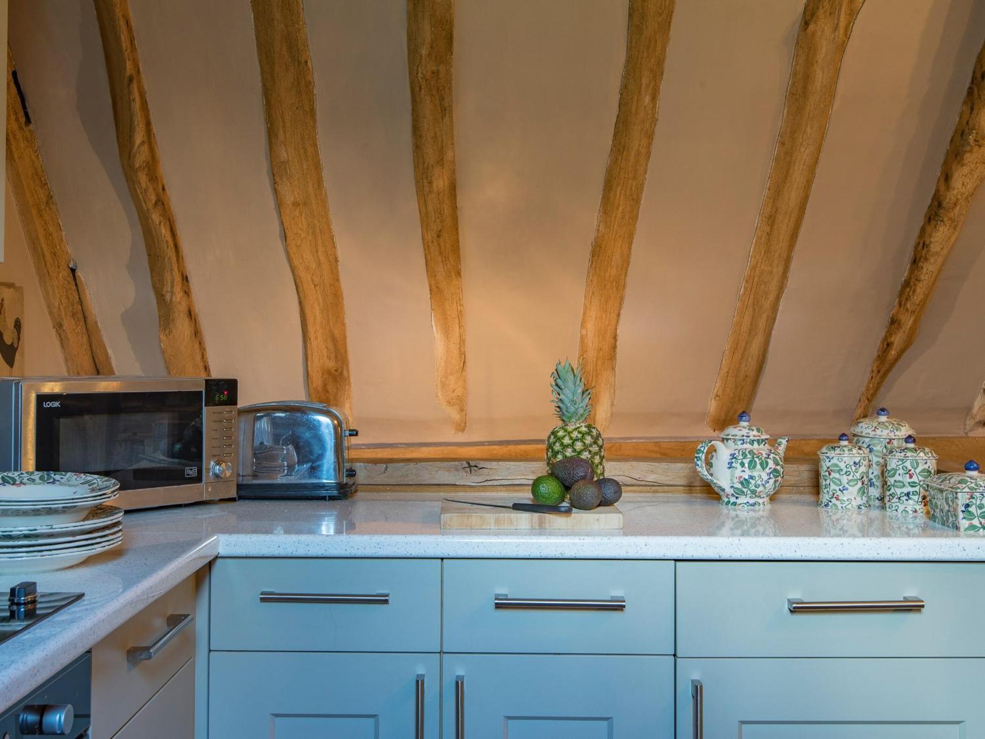 Woolhouse Barn Villa Hunton  Екстериор снимка