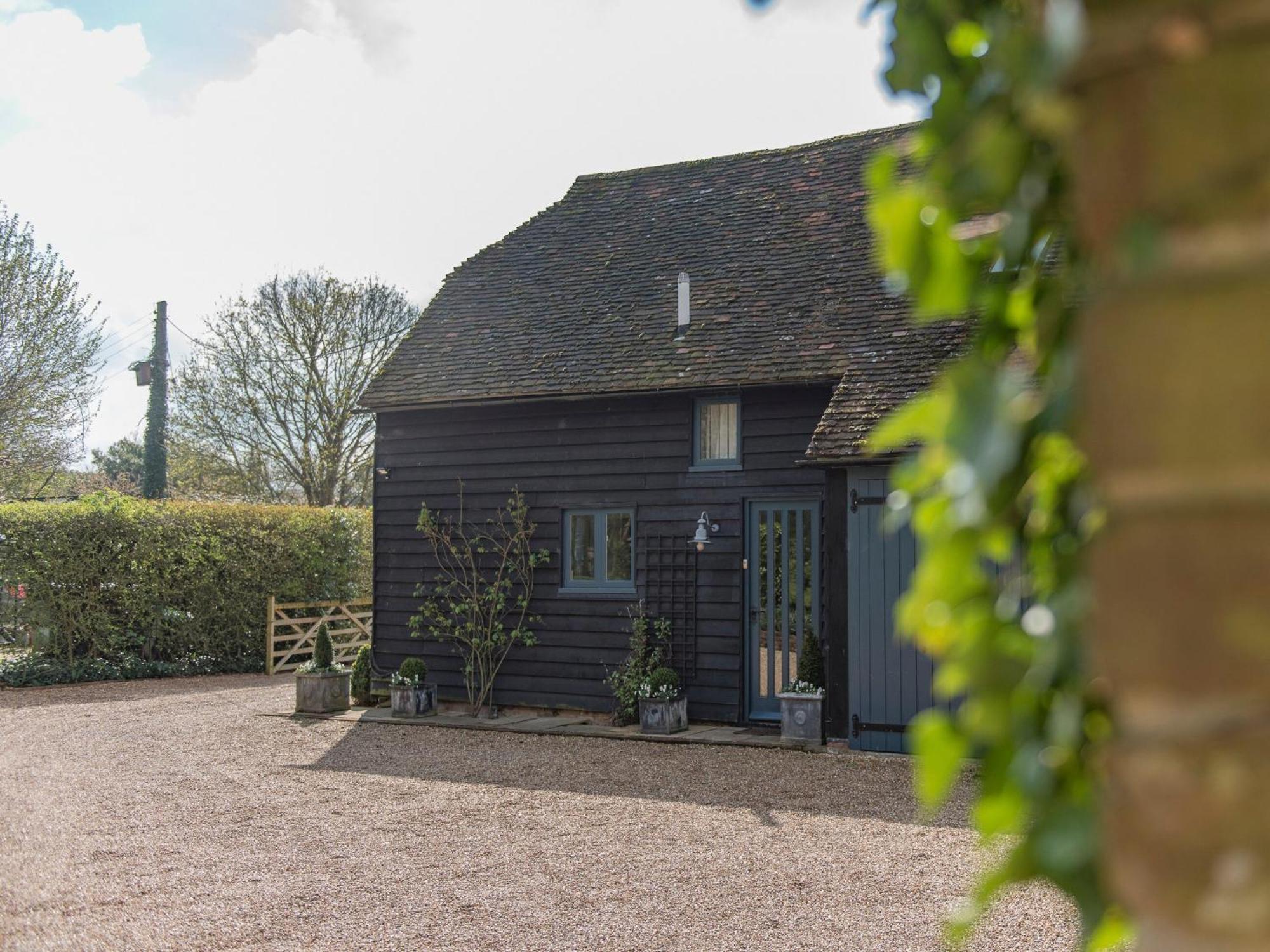 Woolhouse Barn Villa Hunton  Екстериор снимка